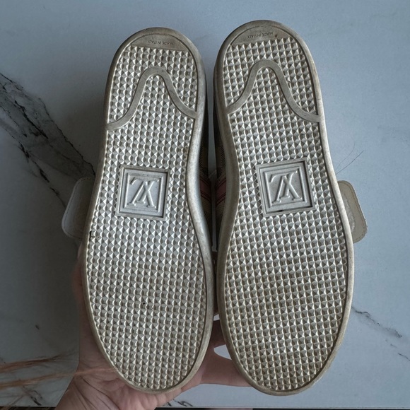 Authentic Louis Vuitton Damier Azur Summer Trunks Frontrow Sneaker - Picture 3 of 6